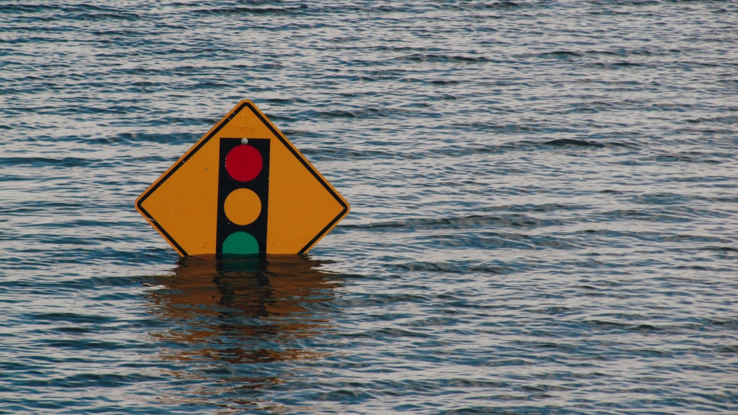 Traffic light sign under water