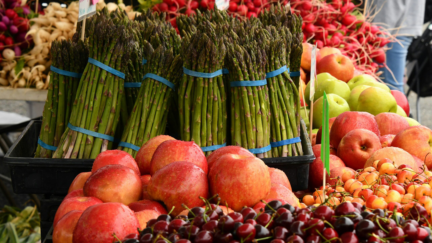 asparugus, apples, cherries, radishes and peaches