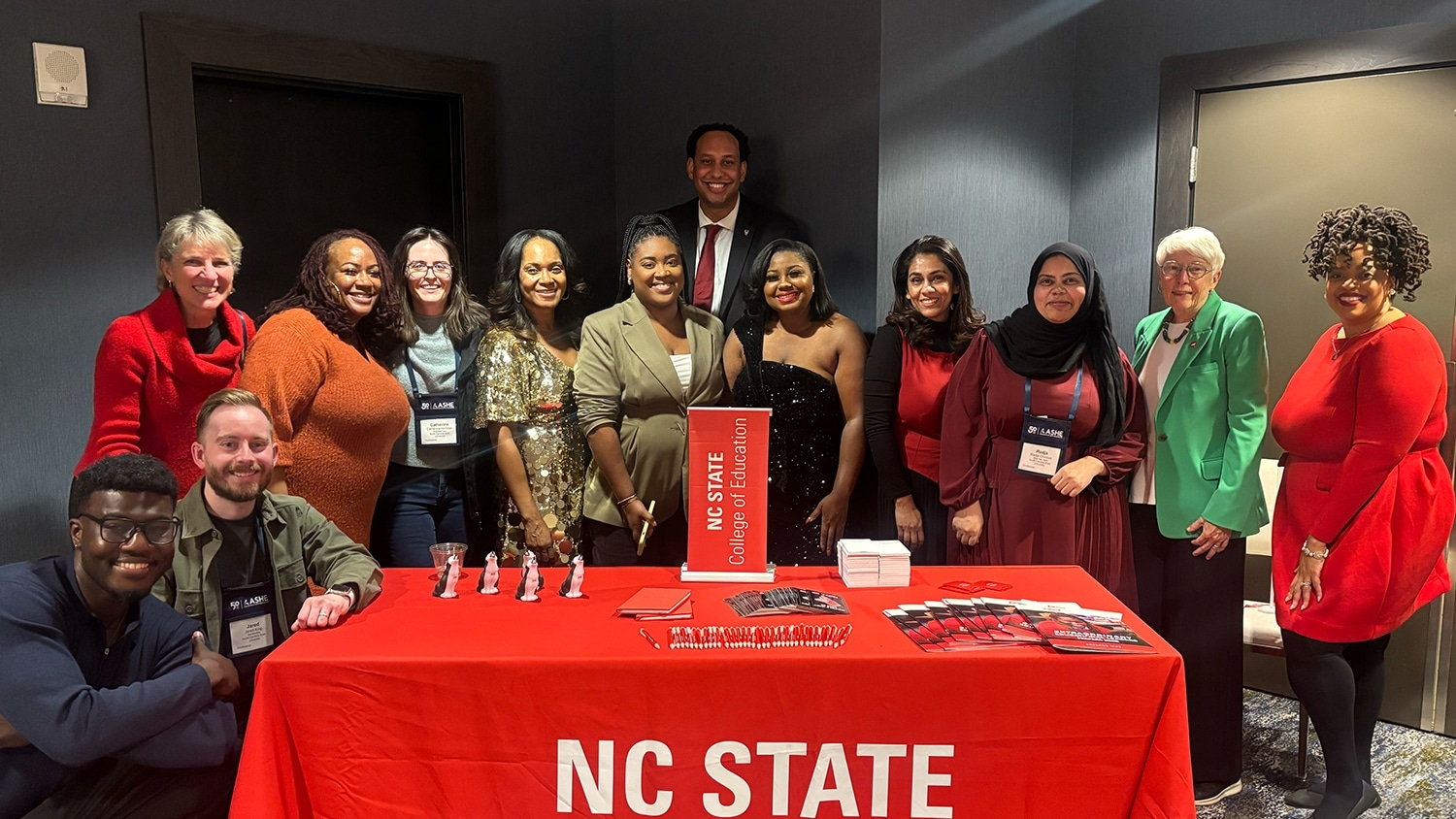 Janay Crossland, center right, with faculty and graduate students at a conference.